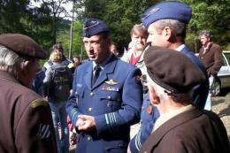 Le Colonel Aviateur RENARD, Comd Wing de Florenne et le Lieutenant Colonel RORIVE, Comd 7e Escadrille